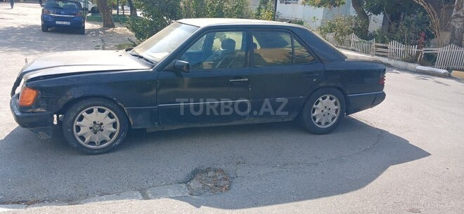 Mercedes  1988, 100,000 km - 2.6 л - Sumqayıt