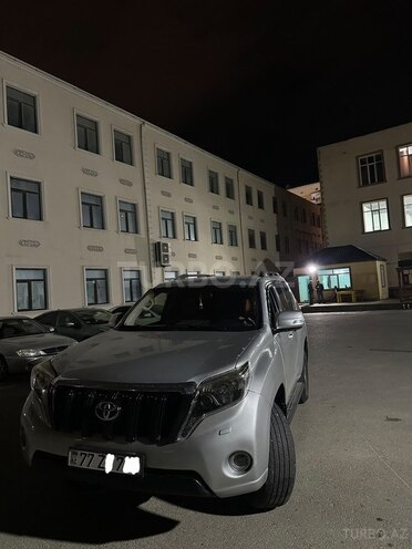 Toyota Land Cruiser Prado 2010, 232,000 km - 2.7 л - Sumqayıt