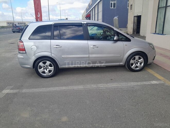 Opel Zafira 2006, 357,031 km - 2.2 л - Mingəçevir