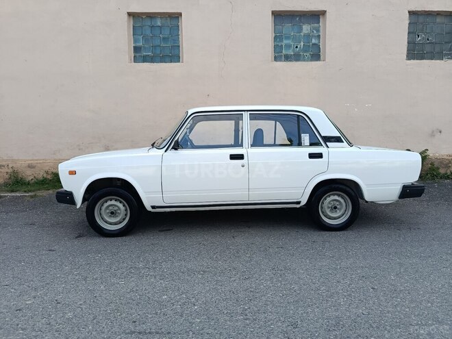 LADA (VAZ) 2107 2009, 50,000 km - 1.6 l - Quba