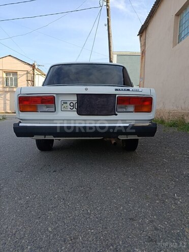 LADA (VAZ) 2107 2009, 50,000 km - 1.6 l - Quba