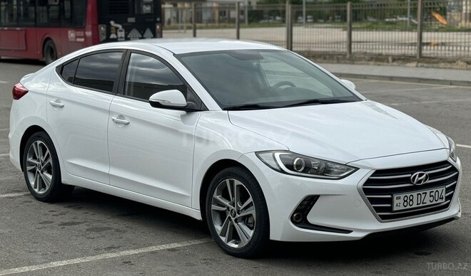 Hyundai Avante 2017, 83,000 km - 1.6 l - Bakı