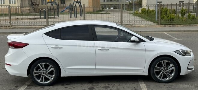 Hyundai Avante 2017, 83,000 km - 1.6 l - Bakı