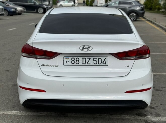 Hyundai Avante 2017, 83,000 km - 1.6 l - Bakı