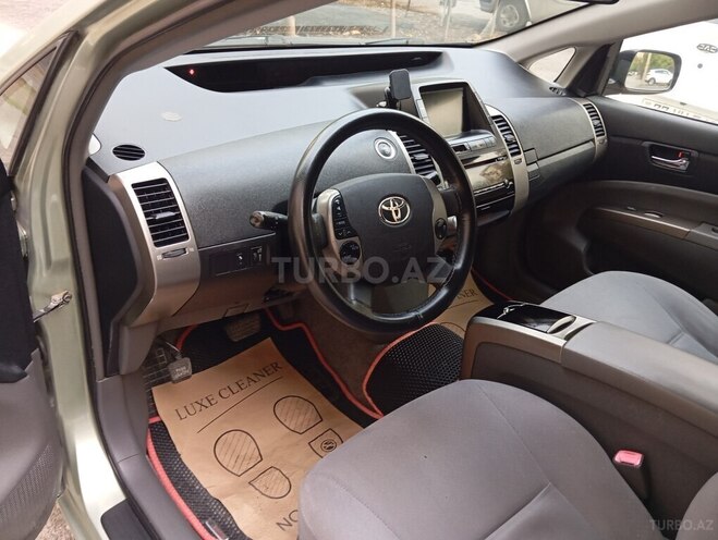 Toyota Prius 2009, 301,052 km - 1.5 л - Sumqayıt