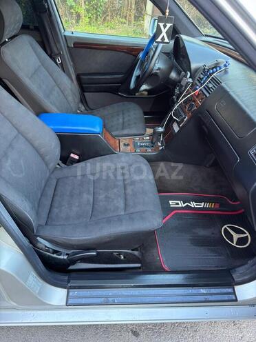 Mercedes C 280 1995, 450,000 km - 2.8 l - Qusar