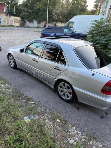 Mercedes C 280 1995, 450,000 km - 2.8 l - Qusar