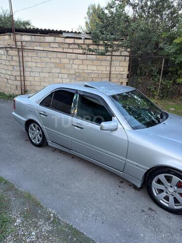 Mercedes C 280 1995, 450,000 km - 2.8 l - Qusar