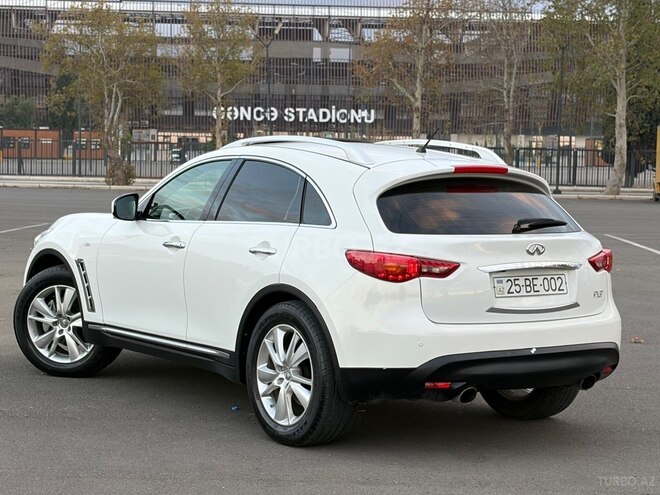 Infiniti FX37 2013, 210,000 km - 3.7 l - Gəncə