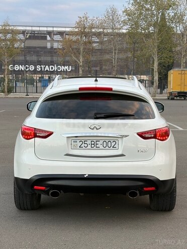 Infiniti FX37 2013, 210,000 km - 3.7 l - Gəncə