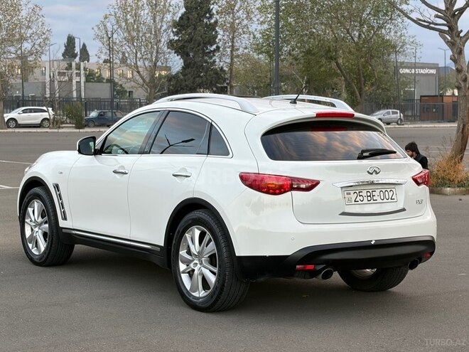 Infiniti FX37 2013, 210,000 km - 3.7 l - Gəncə
