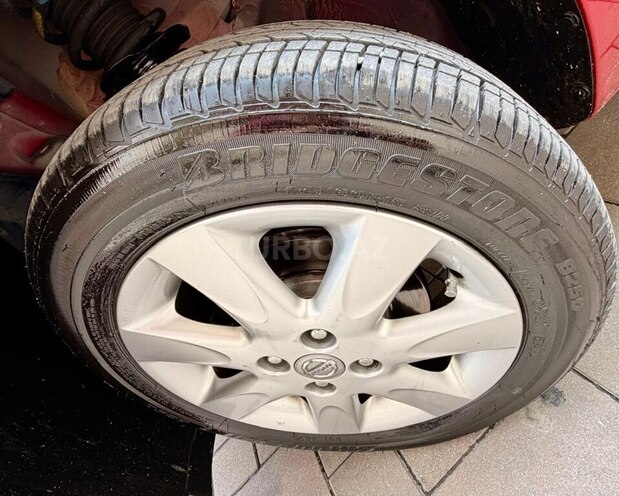 Nissan Micra 2012, 106,110 km - 1.2 л - Bakı