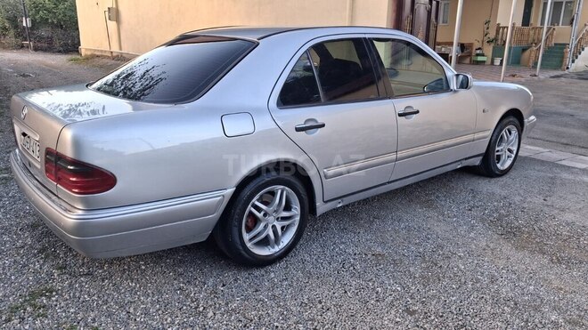 Mercedes E 240 1998, 267,893 km - 2.4 л - Ağstafa