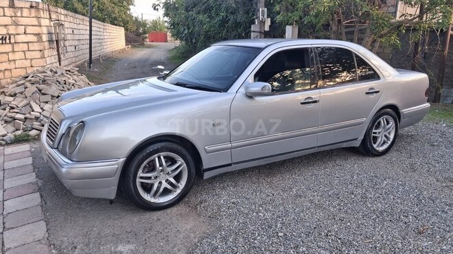 Mercedes E 240 1998, 267,893 km - 2.4 л - Ağstafa