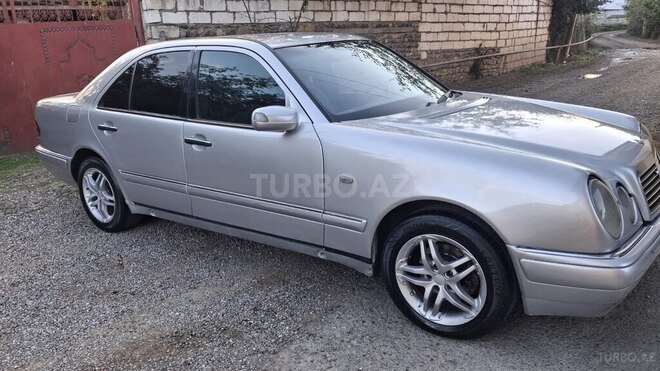 Mercedes E 240 1998, 267,893 km - 2.4 л - Ağstafa