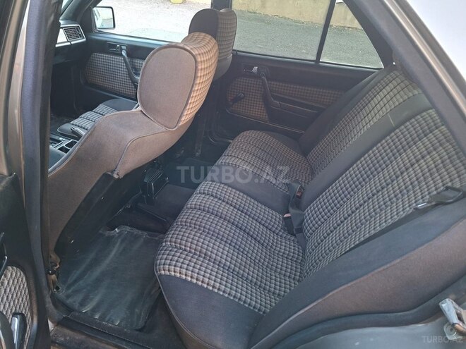 Mercedes 190 1990, 382,000 km - 2.0 л - Bakı