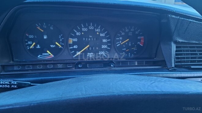Mercedes 190 1990, 382,000 km - 2.0 л - Bakı