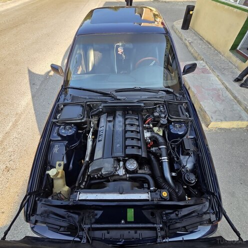 BMW 525 1995, 420,000 km - 2.5 л - Sumqayıt