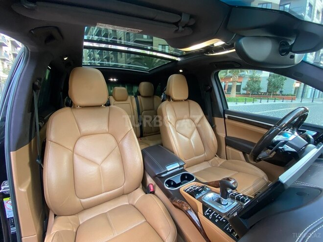 Porsche Cayenne GTS 2015, 99,000 km - 3.6 л - Bakı