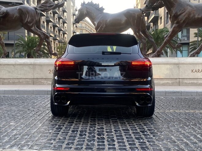 Porsche Cayenne GTS 2015, 99,000 km - 3.6 л - Bakı