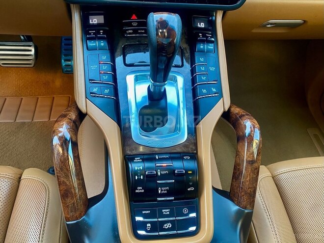 Porsche Cayenne GTS 2015, 99,000 km - 3.6 л - Bakı