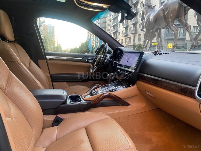 Porsche Cayenne GTS 2015, 99,000 km - 3.6 л - Bakı