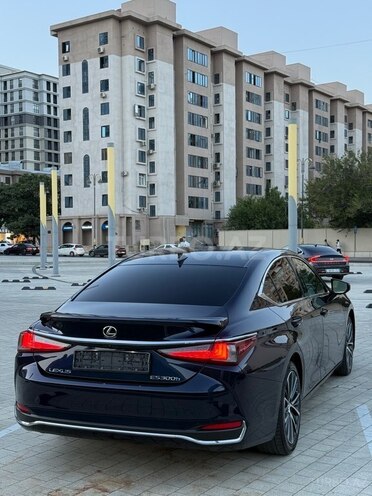 Lexus ES 300h 2024, 103,000 km - 2.5 л - Bakı