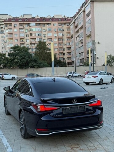 Lexus ES 300h 2024, 103,000 km - 2.5 л - Bakı