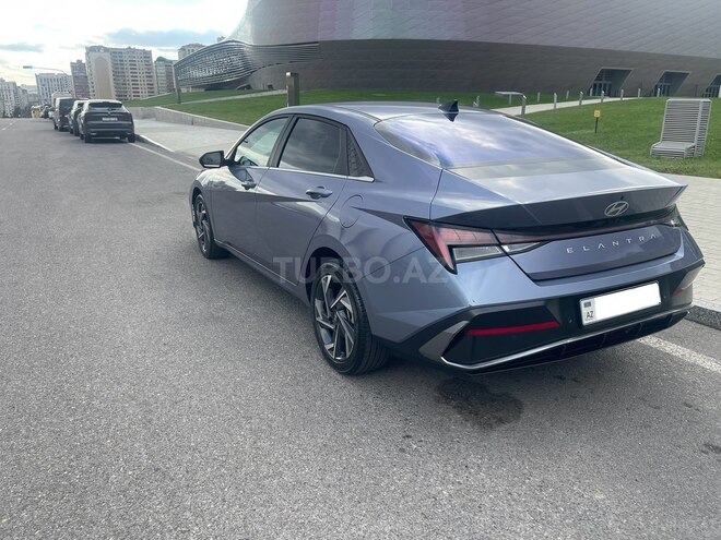 Hyundai Elantra 2024, 61,611 km - 1.6 л - Bakı