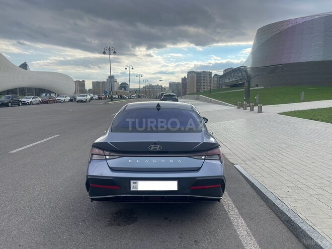 Hyundai Elantra 2024, 61,611 km - 1.6 л - Bakı