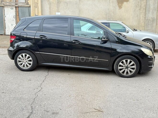 Mercedes B 170 2009, 210,000 km - 1.7 л - Bakı