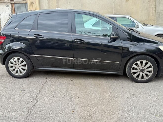 Mercedes B 170 2009, 210,000 km - 1.7 л - Bakı