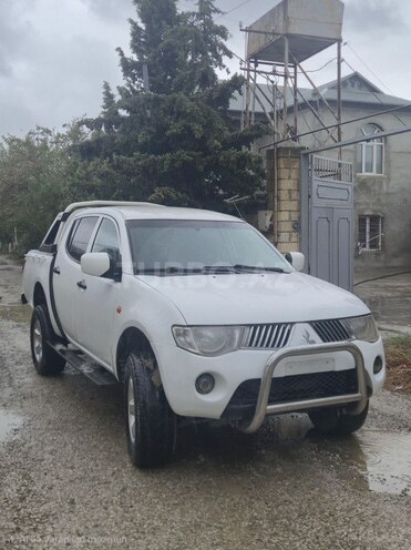 Mitsubishi L200 2006, 557,200 km - 2.5 л - Bakı