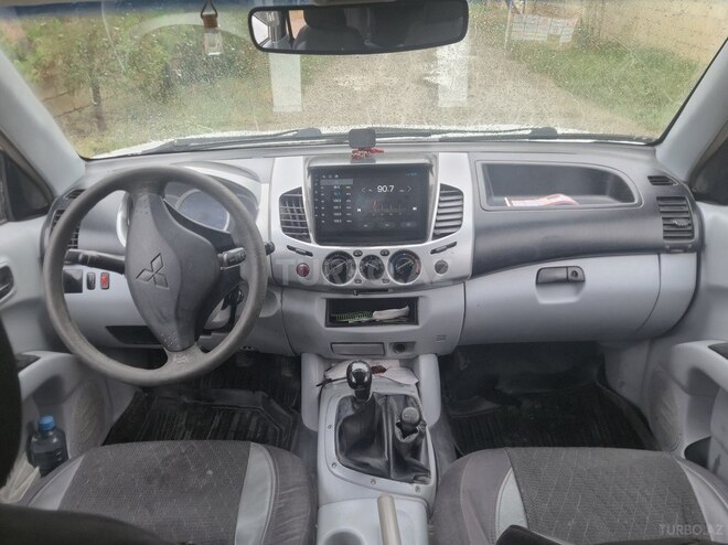Mitsubishi L200 2006, 557,200 km - 2.5 л - Bakı