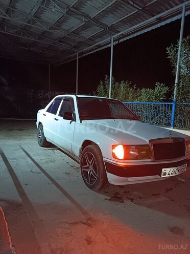 Mercedes 190 1991, 200,000 km - 1.8 л - Cəlilabad