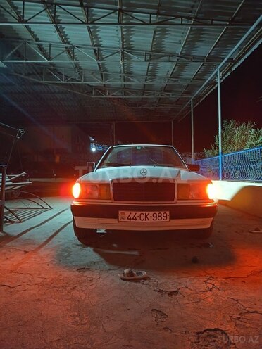 Mercedes 190 1991, 200,000 km - 1.8 л - Cəlilabad