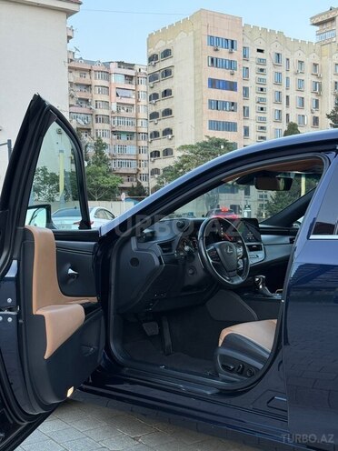 Lexus ES 300h 2024, 103,000 km - 2.5 л - Bakı