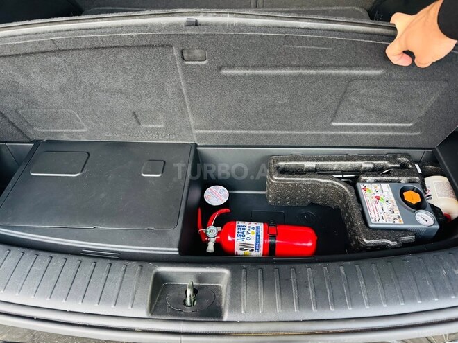 Kia Sorento 2024, 12,600 km - 1.6 л - Bakı
