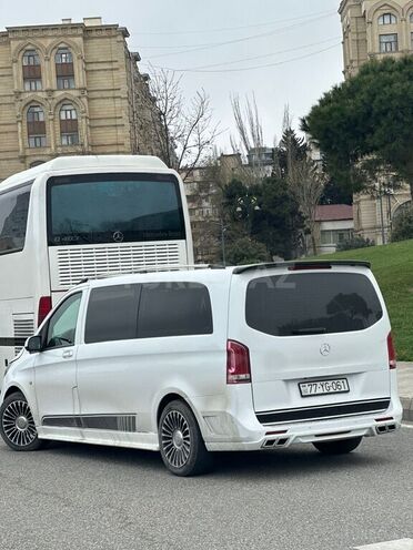 Mercedes  2015, 300,000 km - 2.1 л - Bakı
