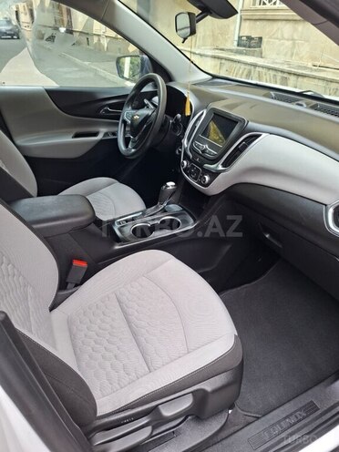 Chevrolet Equinox 2018, 228,527 km - 1.5 l - Qazax