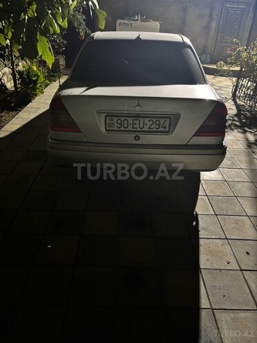 Mercedes C 250 1995, 420,000 km - 2.5 л - Bakı
