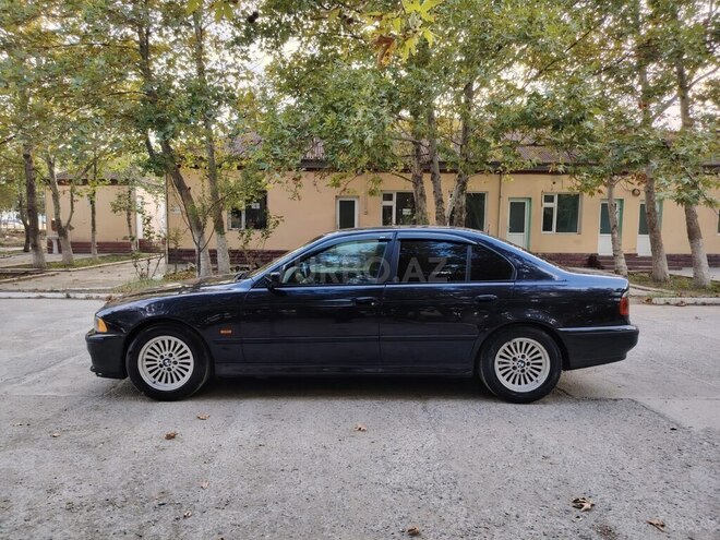 BMW 525 1999, 348,000 km - 2.5 л - Sumqayıt