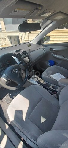 Toyota Corolla 2013, 191,052 km - 1.8 л - Qax
