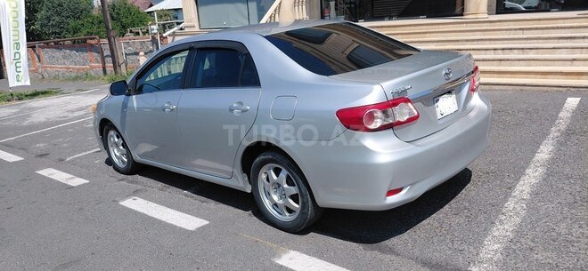 Toyota Corolla 2013, 191,052 km - 1.8 л - Qax