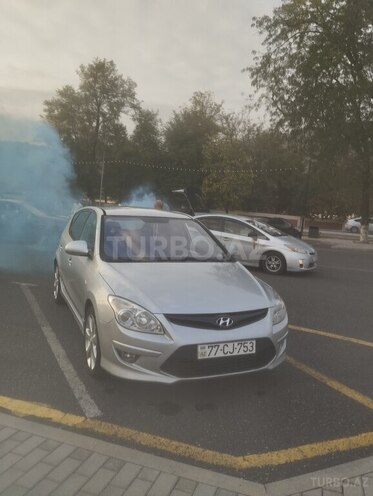 Hyundai i30 2010, 324,000 km - 1.4 л - Zaqatala