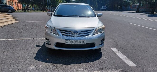 Toyota Corolla 2013, 191,052 km - 1.8 л - Qax