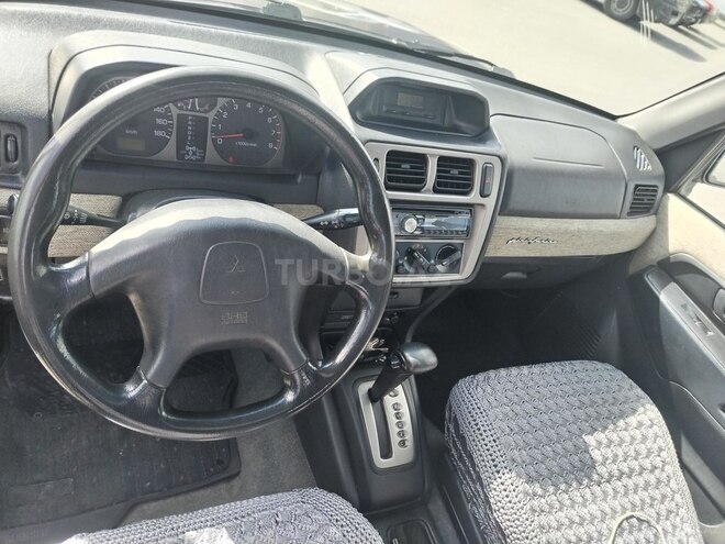 Mitsubishi Pajero io 1998, 223,233 km - 1.8 л - Gəncə