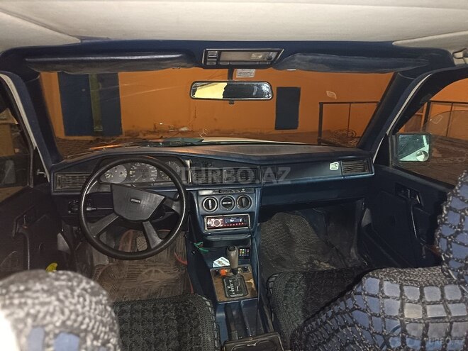 Mercedes 190 1991, 200,000 km - 1.8 л - Cəlilabad