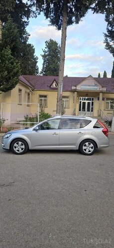 Kia  2010, 283,000 km - 1.4 l - Tovuz