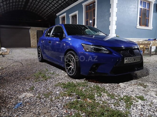 Lexus CT 200h 2015, 171,400 km - 1.8 l - Şirvan
